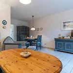 Mit Kamin In Einer *