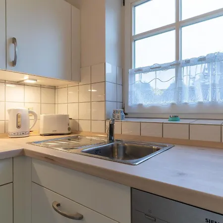 Mit Kamin In Einer *